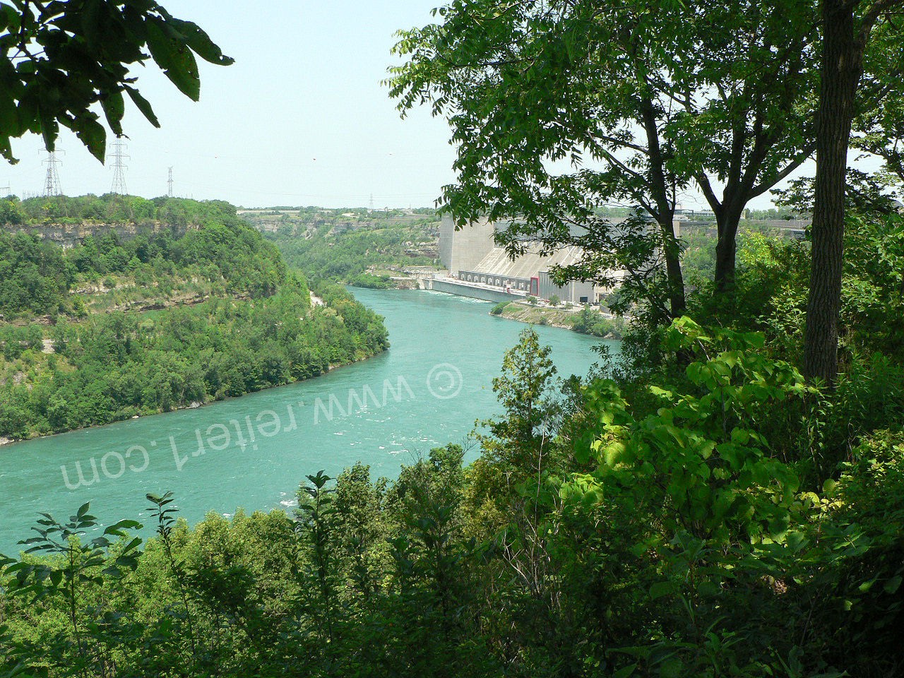 Niagara River Robert Moses power plant